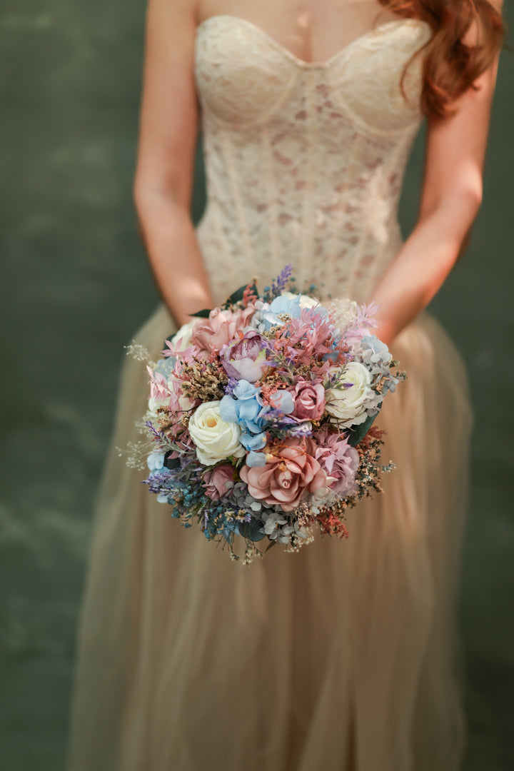 Romantic Bridesmaid Bouquet with Soft Pastel Tones – handmade floral hair accessory by magaela