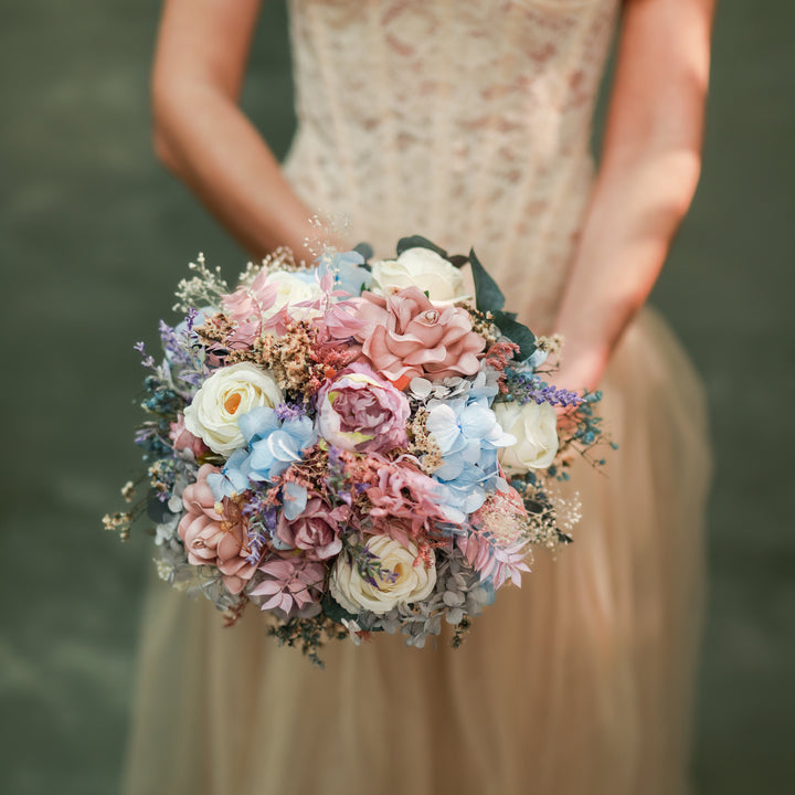 Romantic Bridesmaid Bouquet with Soft Pastel Tones – handmade floral hair accessory by magaela