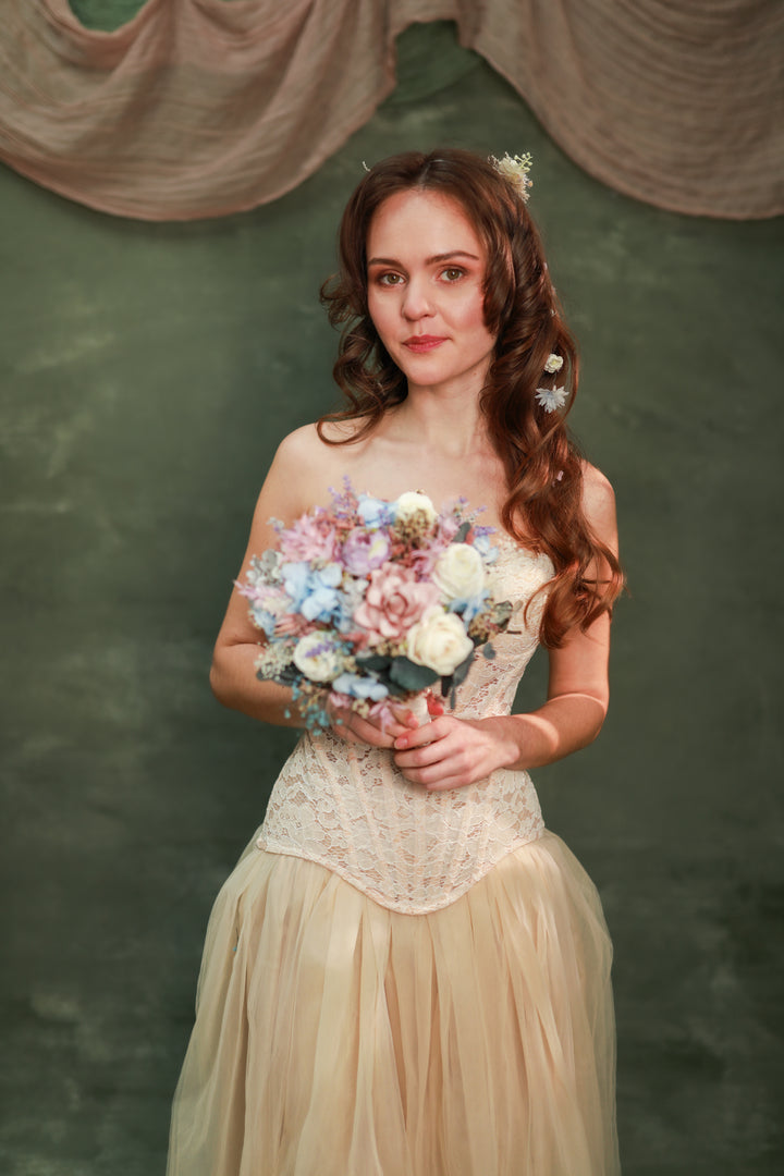 Romantic Bridesmaid Bouquet with Soft Pastel Tones – handmade floral hair accessory by magaela