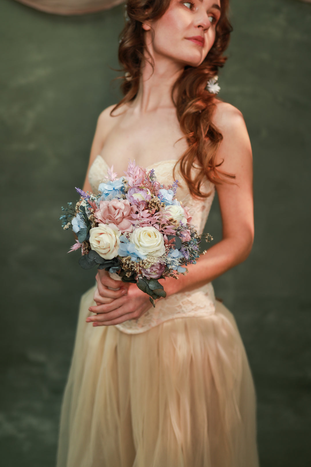 Romantic Bridesmaid Bouquet with Soft Pastel Tones – handmade floral hair accessory by magaela