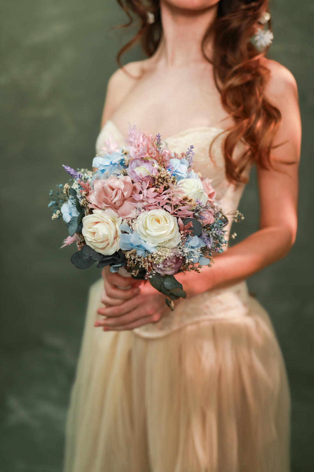 Romantic Bridesmaid Bouquet with Soft Pastel Tones – handmade floral hair accessory by magaela