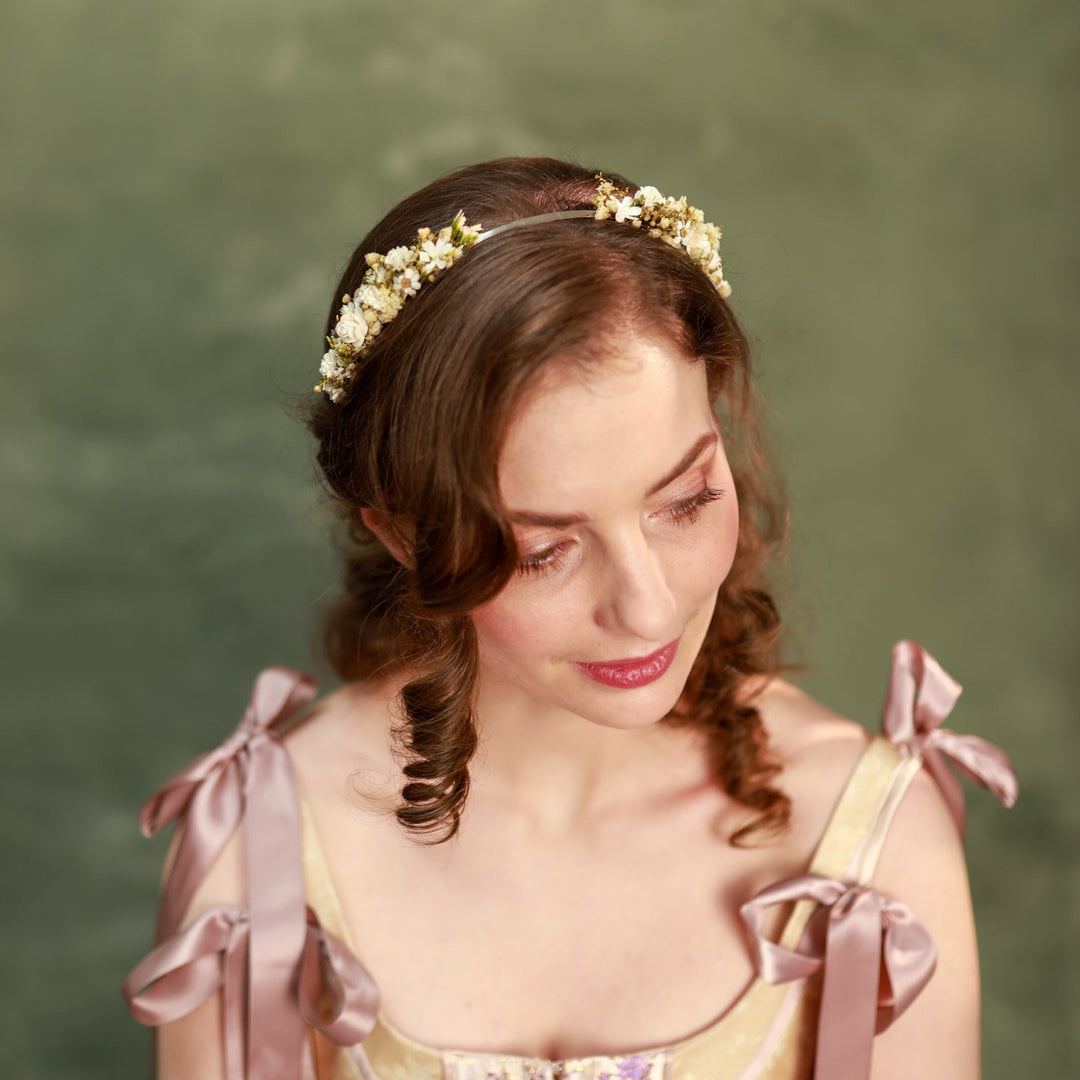 Delicate Floral Headband in White and Cream tones – Preserved Flower Bridal Headpiece – handmade floral hair accessory by magaela