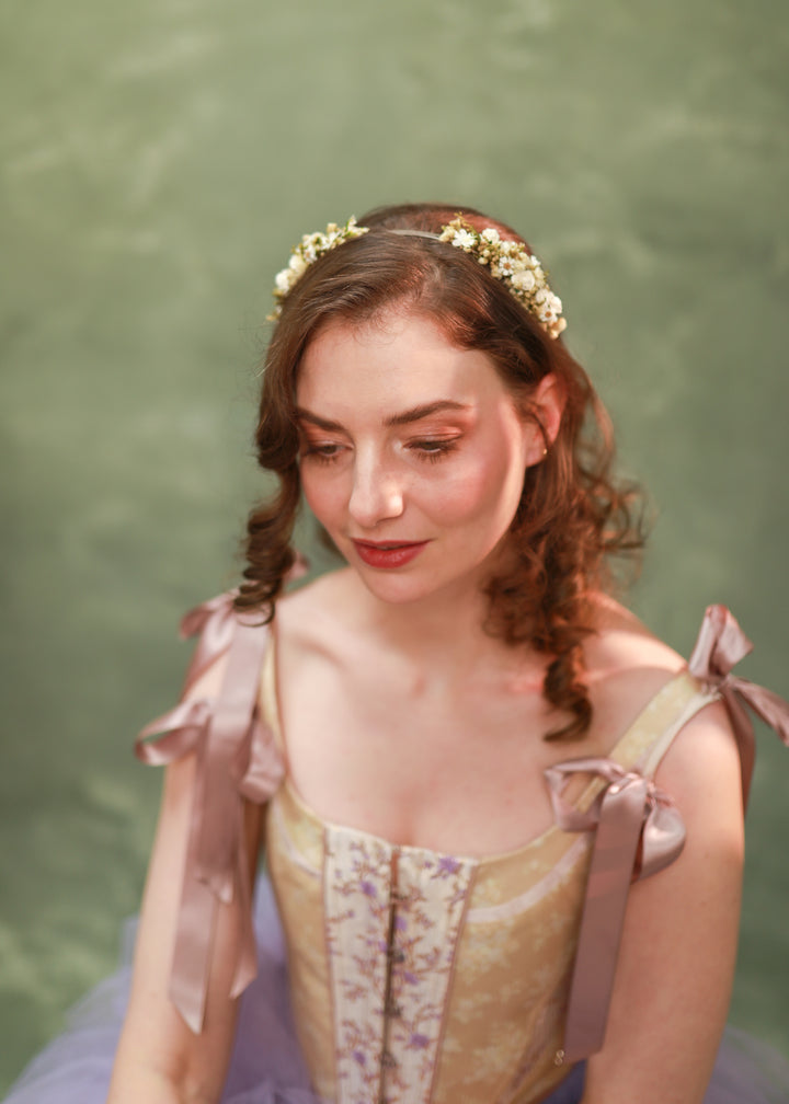 Delicate Floral Headband in White and Cream tones – Preserved Flower Bridal Headpiece – handmade floral hair accessory by magaela