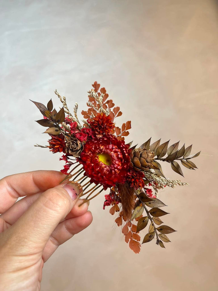 Dried Flower Bridal Hair Comb with Red Strawflower and Pine Cone | Fall Wedding