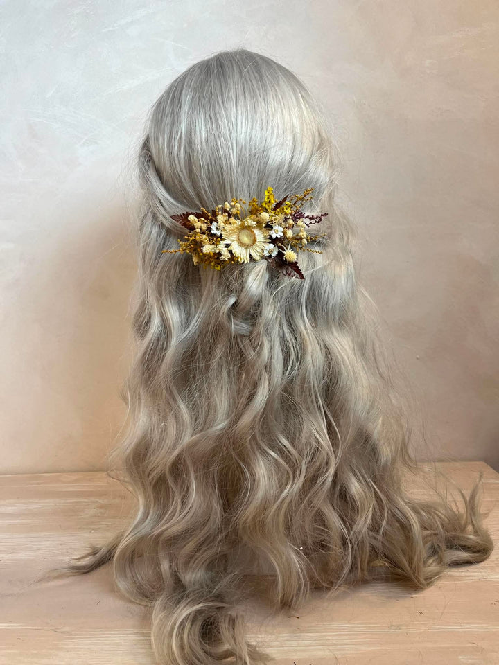 Dried Flower Bridal Hair Comb with Strawflower, Ixodia and Gypsophila | Fall Wedding