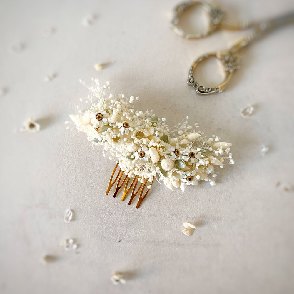 Floral Bridal Hair Comb – Ivory Gypsophila and Ixodia Wedding Hair Comb (medium size) – handmade floral hair accessory by magaela