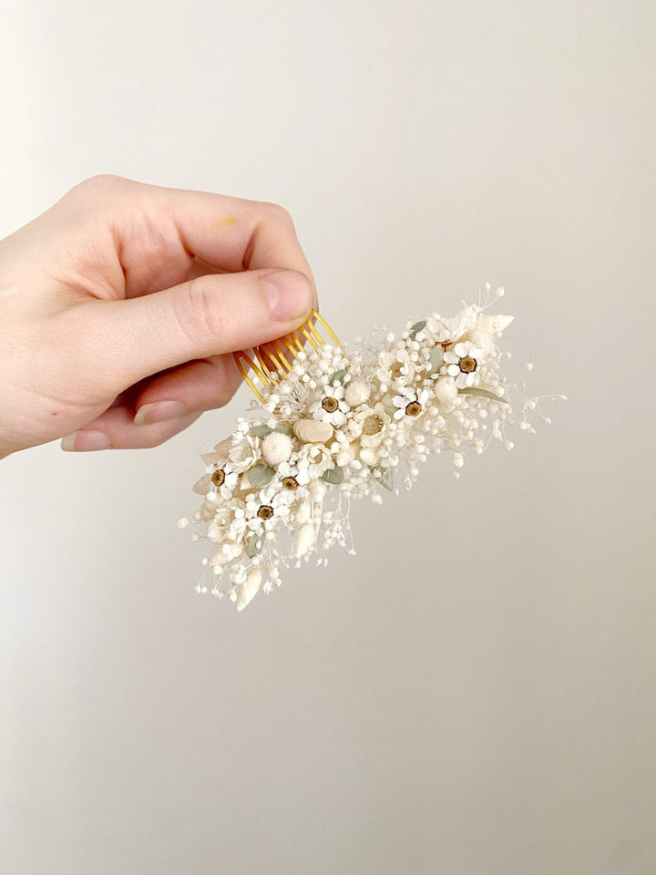 Floral Bridal Hair Comb – Ivory Gypsophila and Ixodia Wedding Hair Comb (medium size) – handmade floral hair accessory by magaela