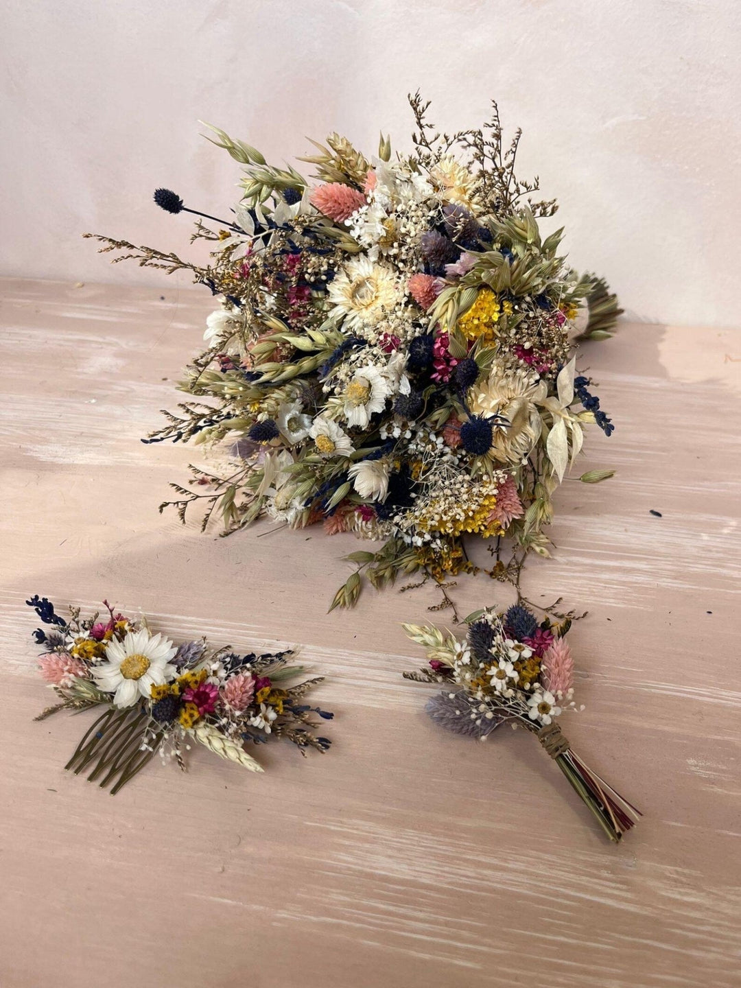 Wildflower Bridal Hair Comb – Rustic Dried Flower Wedding Hair Accessory – handmade floral hair accessory by magaela