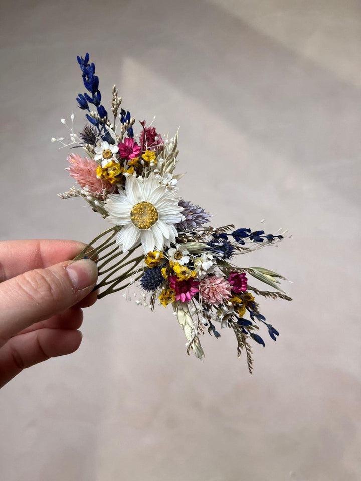 Wildflower Bridal Hair Comb – Rustic Dried Flower Wedding Hair Accessory – handmade floral hair accessory by magaela