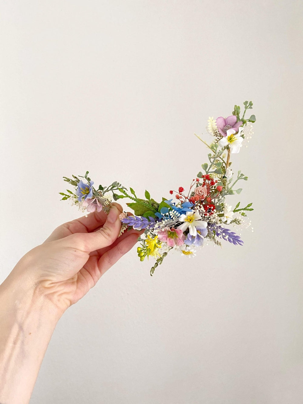 Shapeable Meadow Flower Hair Vine: Bridal Spring Wedding Accessory – handmade floral hair accessory by magaela