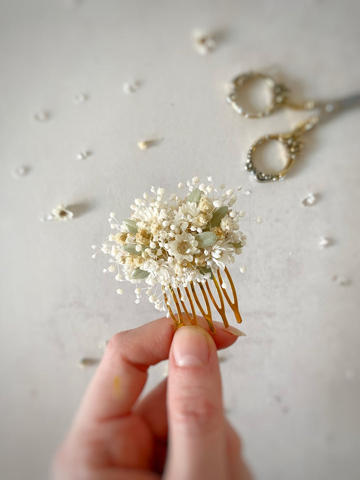 Floral Bridal Hair Comb – Ivory Gypsophila and Ixodia Wedding Hair Comb (mini size) – handmade floral hair accessory by magaela