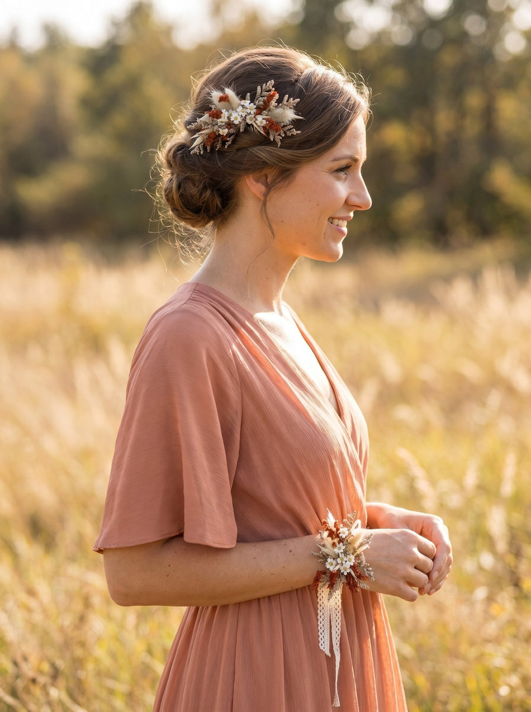 Terracotta Wedding Flower Set: Rustic Autumn Wreath, Bracelet & Hair Comb – handmade floral hair accessory by magaela