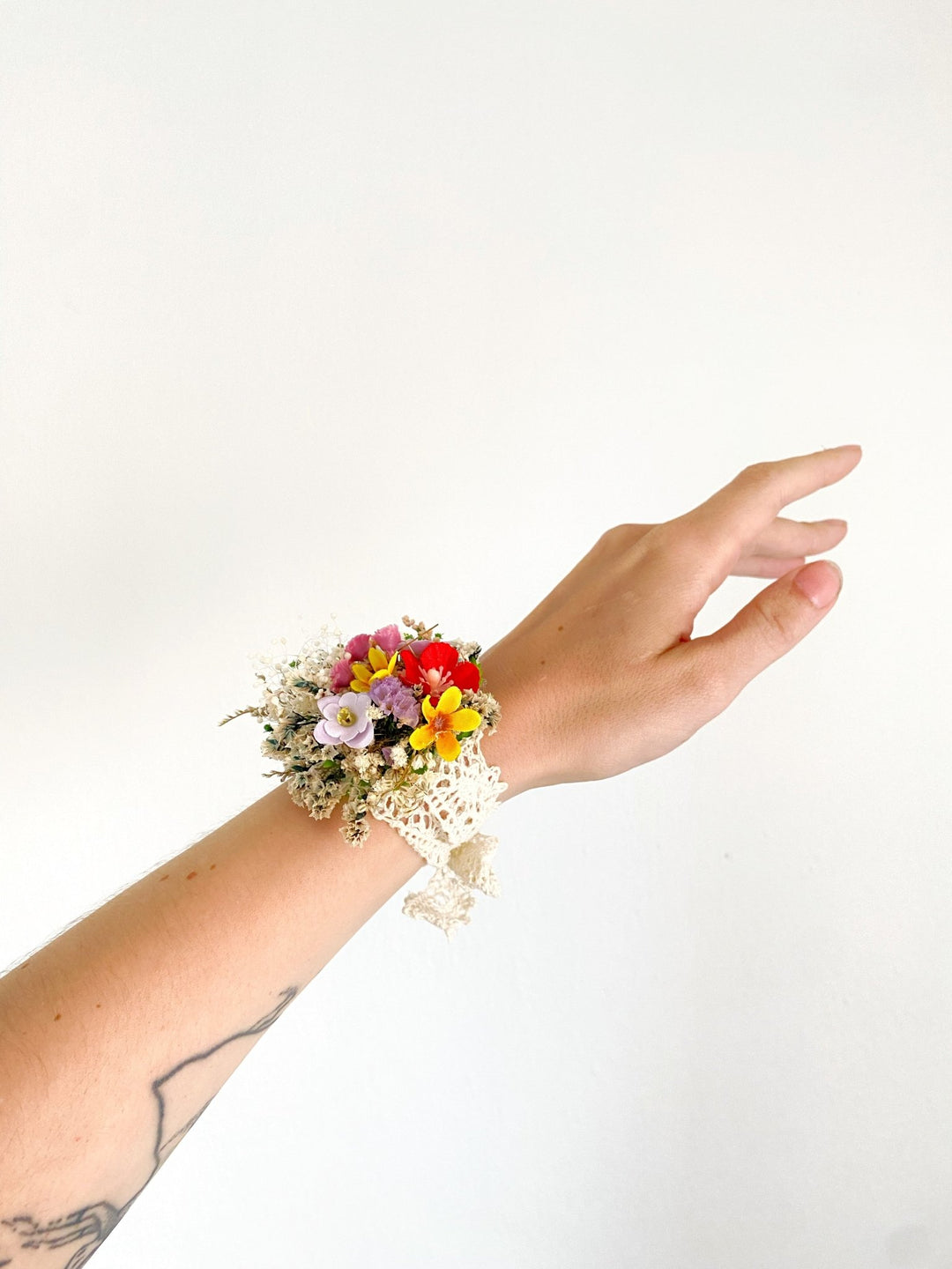 Wildflower Floral Bracelet – Botanical Wrist Wedding Corsage – handmade floral hair accessory by magaela