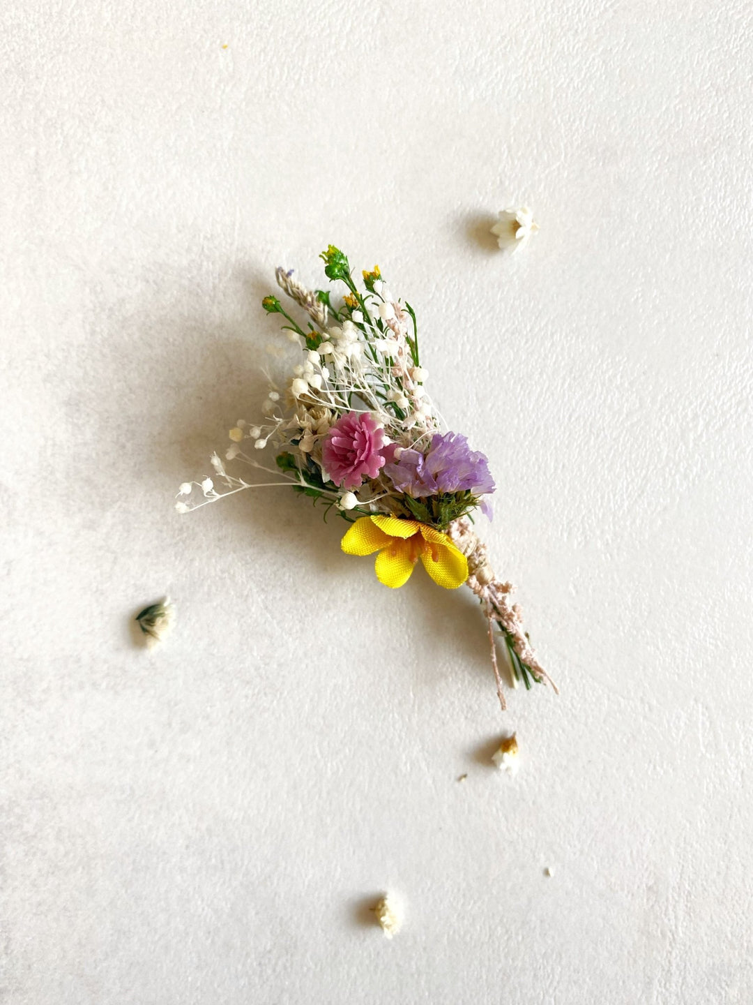 Wildflower Wedding Boutonniere Set – Small Meadow Flower Boutonniere – handmade floral hair accessory by magaela