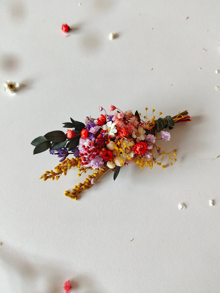 Wildflower Boutonniere: Rustic Summer Wedding Corsage – handmade floral hair accessory by magaela