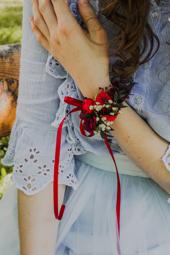 The story of the Edinburgh Wedding Bracelet - a romantic gift befitting a  future Queen | Tatler